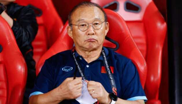 &Ocirc;ng Park Hang-seo kh&ocirc;ng muốn đối đầu tuyển Việt Nam. Ảnh: Pakawich Damrongkiattisak/Getty Images