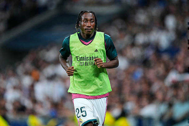 Real Madrid không cần vội vàng với Yan Diomande