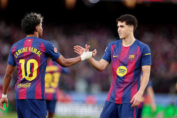 Tin bóng đá - Sức trẻ là chìa khóa để Barca vận hành lối chơi của Hansi Flick