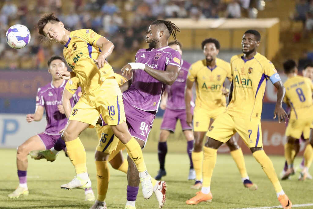 V-League 2026/27: Hai vé xuống hạng gọi tên ai?
