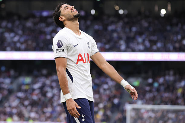 Omar Marmoush bỏ lỡ nhiều cơ hội ghi b&agrave;n. Ảnh: James Gill - Danehouse / Getty Images.