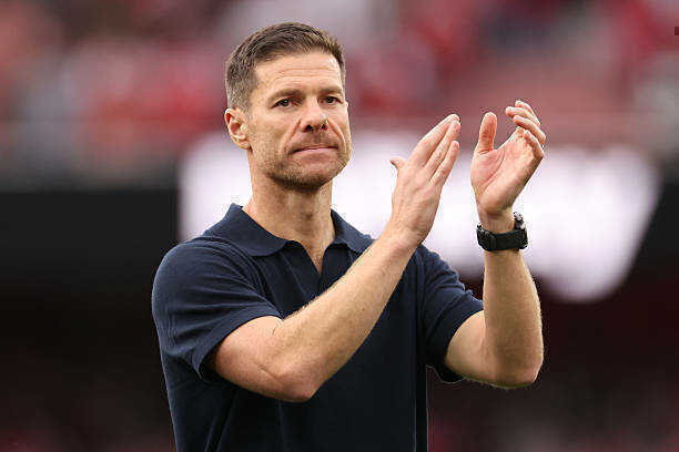 HLV Xabi Alonso yêu cầu Chelsea sửa sai ở hàng thủ
